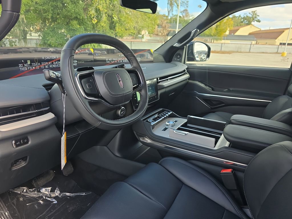 New 2026 Lincoln Navigator Reserve image 20