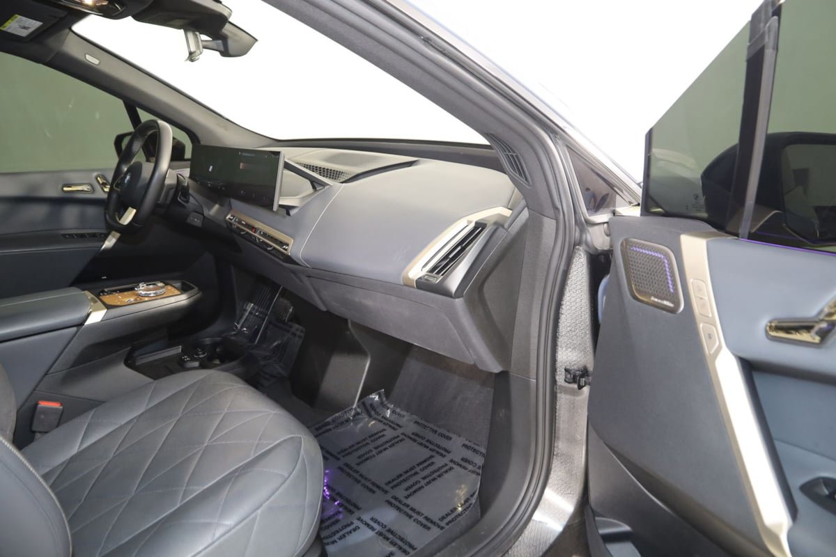 Used 2023 BMW iX M60 w/ Executive Package AWD/4WD image 54