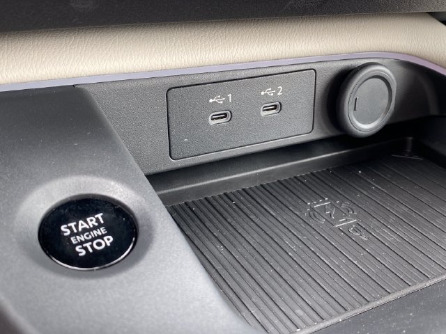 New 2026 Nissan Sentra SL w/ Floor Mat Package FWD image 19