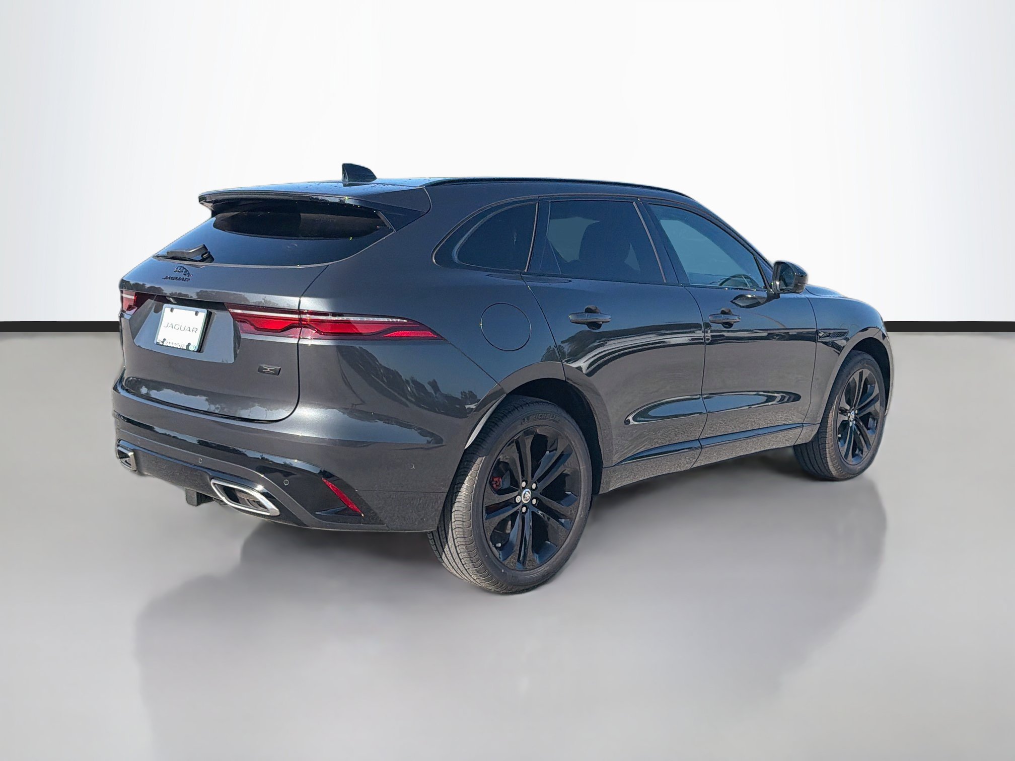 New 2026 Jaguar F-PACE R-Dynamic S AWD/4WD image 5