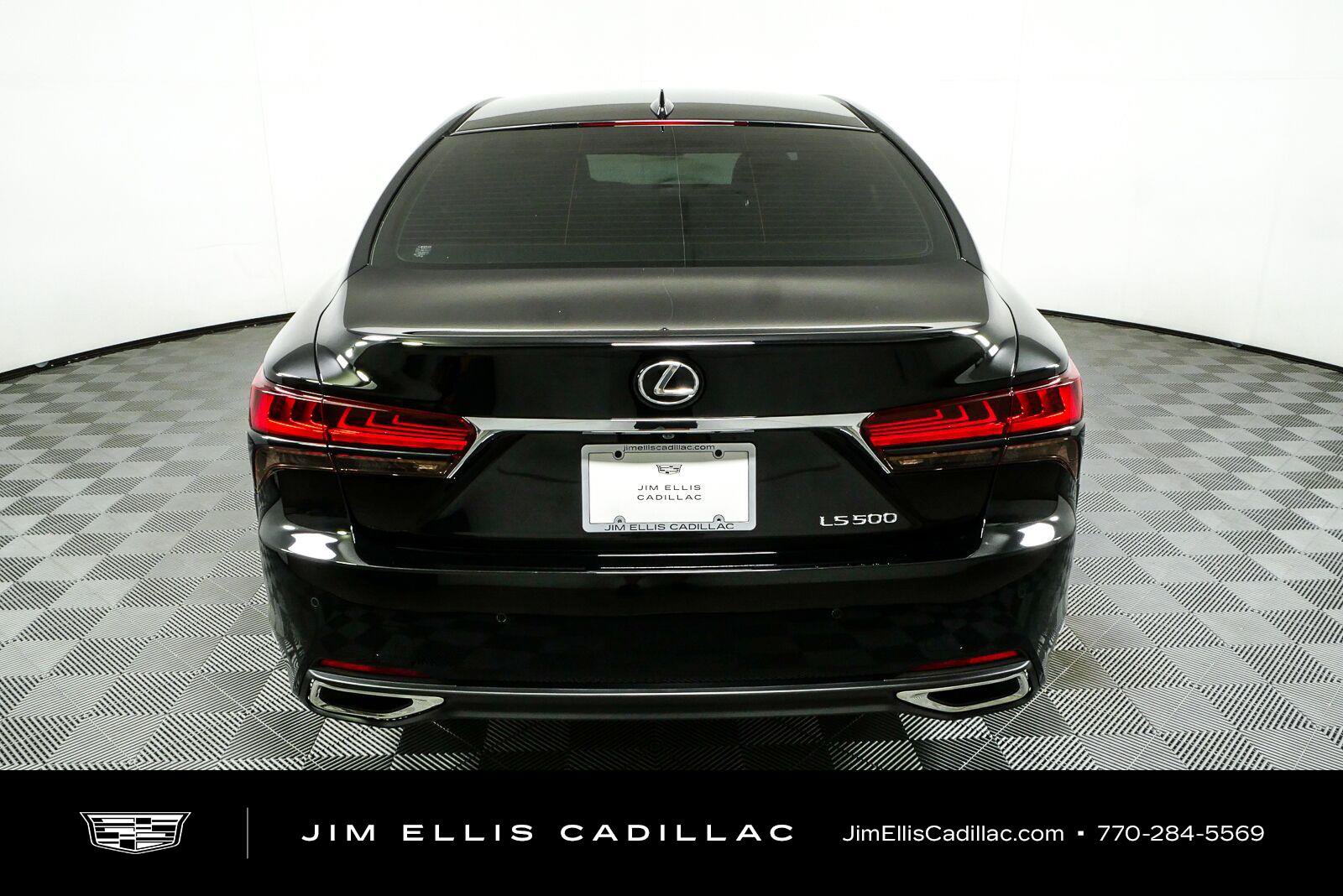 Used 2021 Lexus LS 500 w/ Accessory Package (Z1) RWD image 28