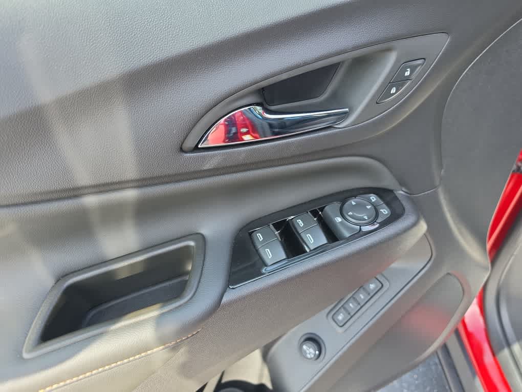 Used 2024 Chevrolet Equinox Premier FWD image 24