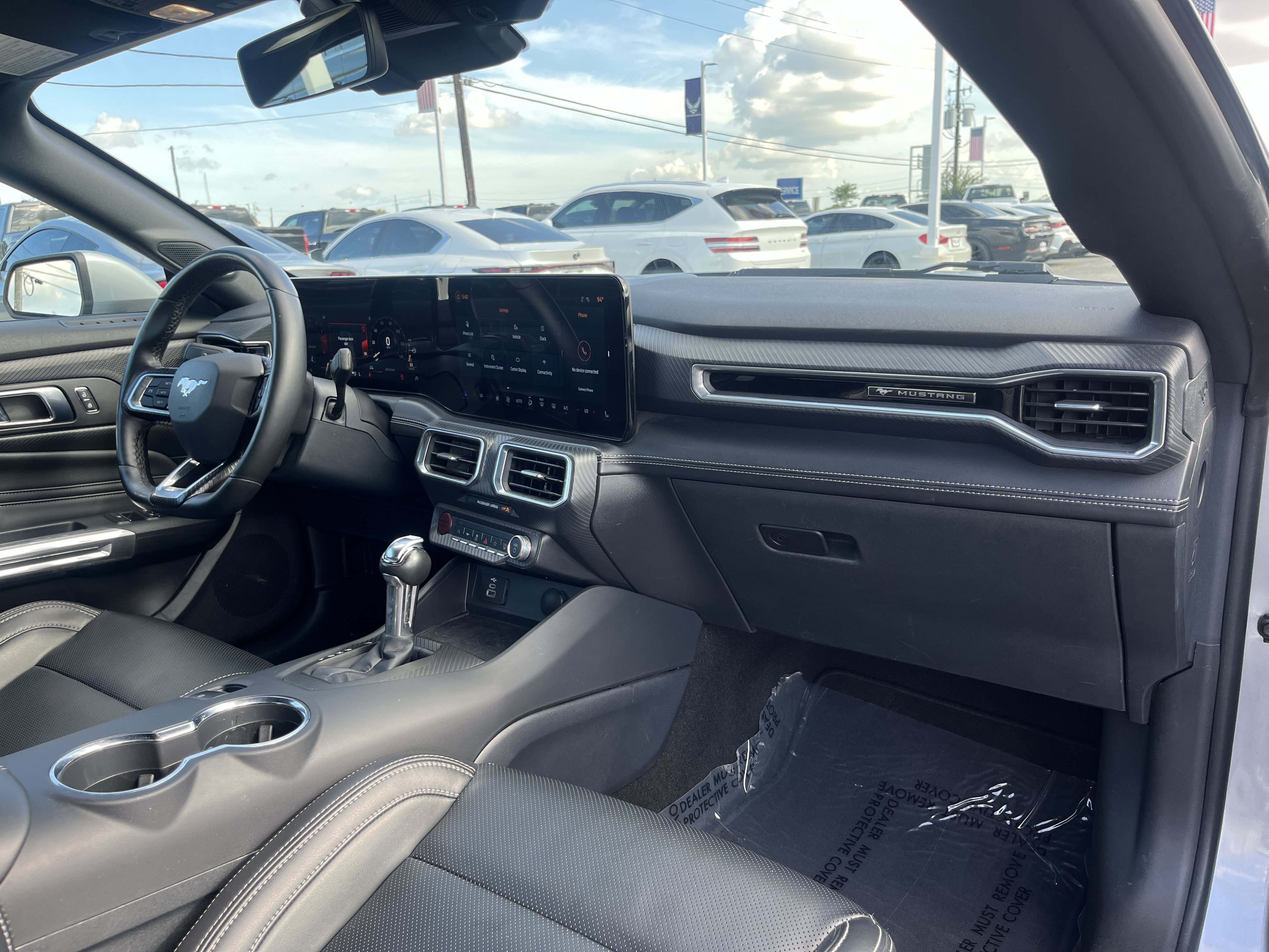 Used 2025 Ford Mustang Premium RWD image 14