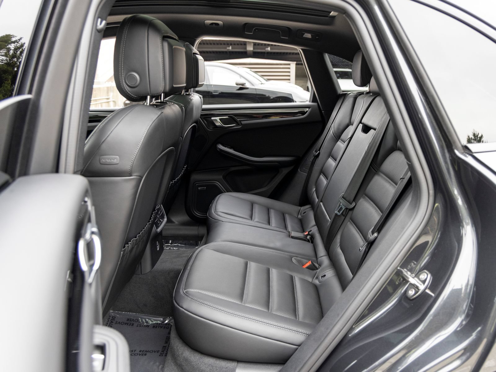 New 2026 Porsche Macan AWD/4WD image 52