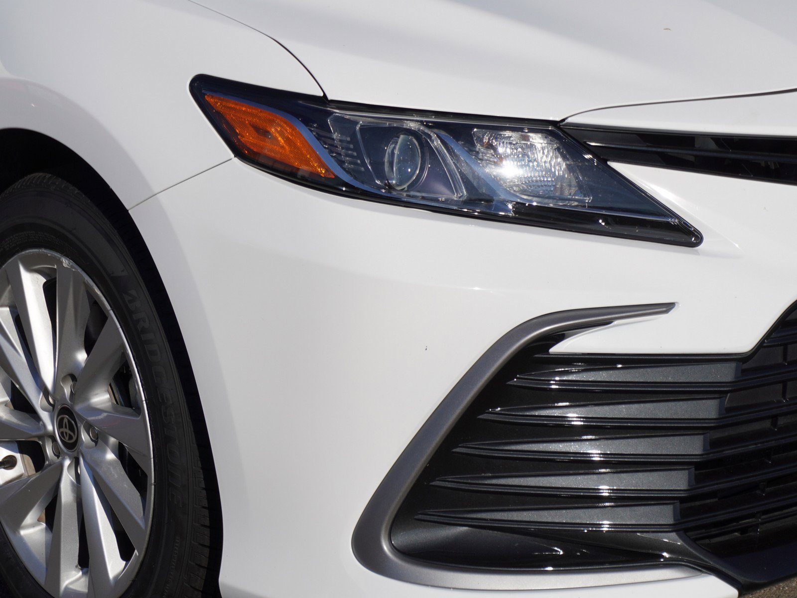 Used 2024 Toyota Camry LE image 30