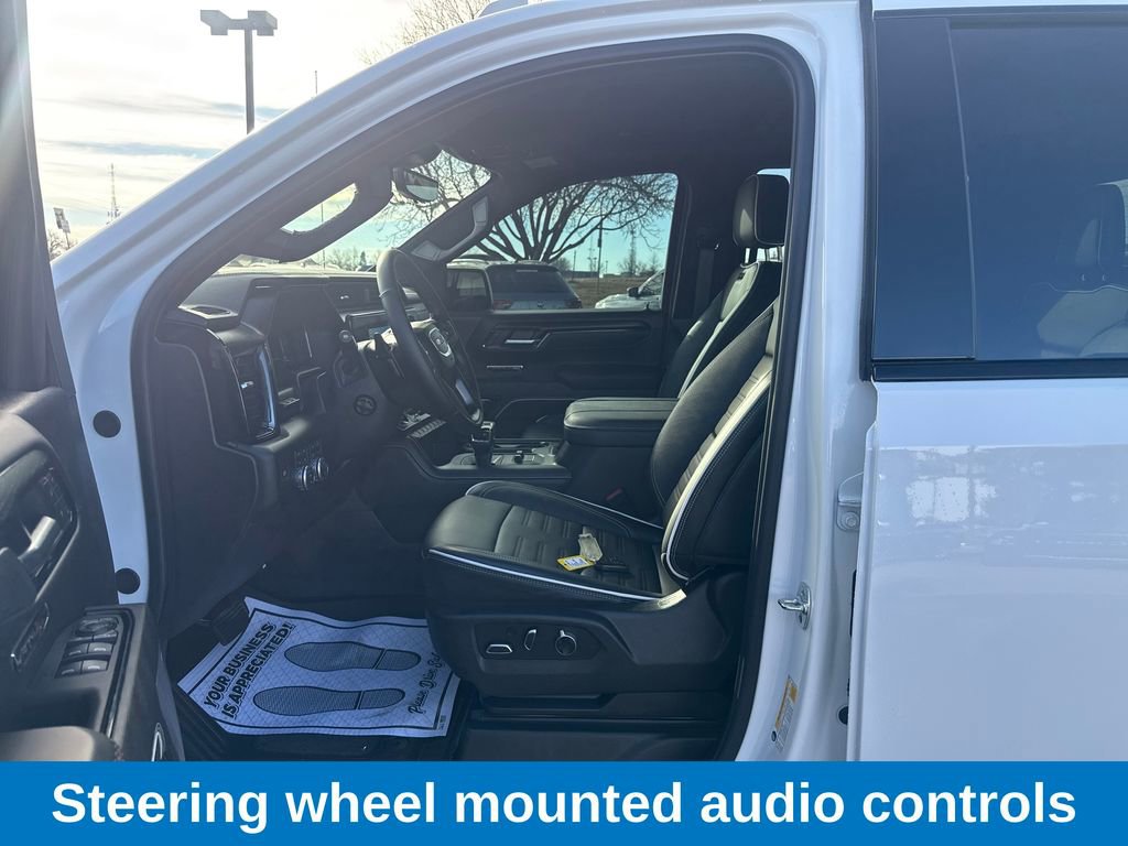 Used 2025 GMC Sierra 1500 AT4X image 10