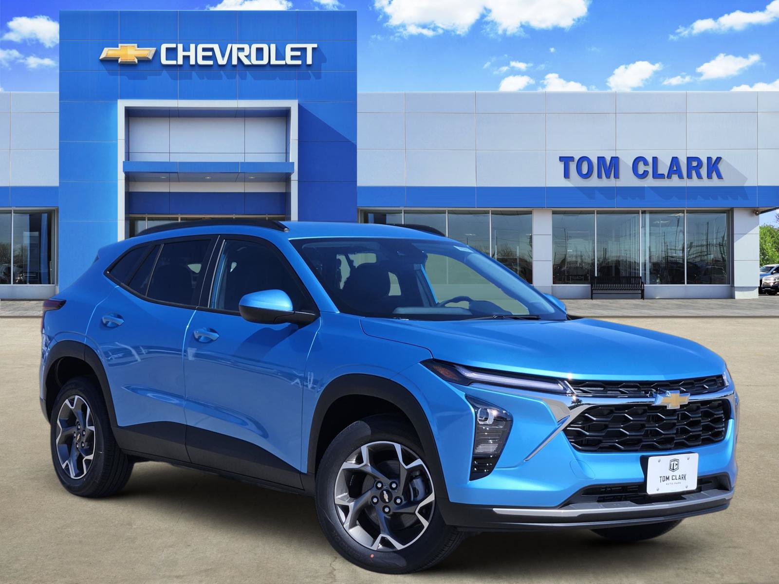 New 2026 Chevrolet Trax LT w/ Driver Confidence Package FWD image 1