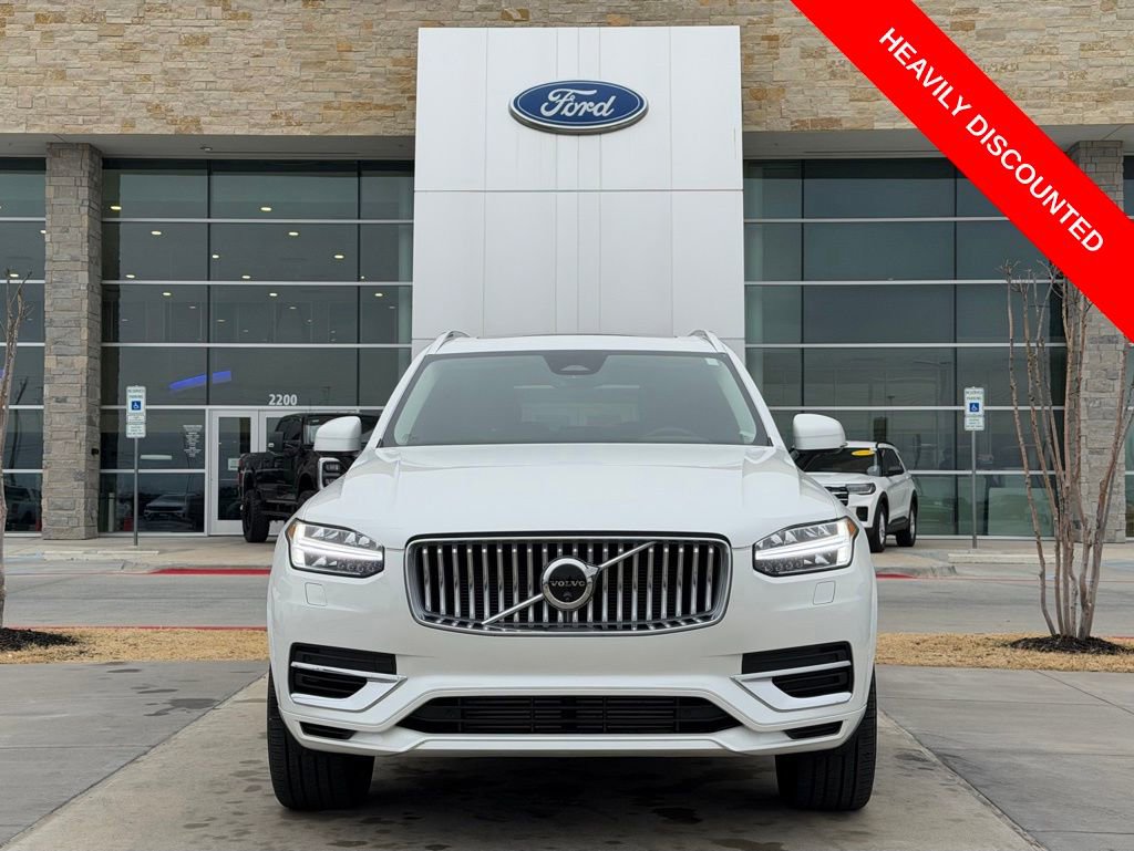 Used 2025 Volvo XC90 T8 Plus w/ Protection Package Premier image 2