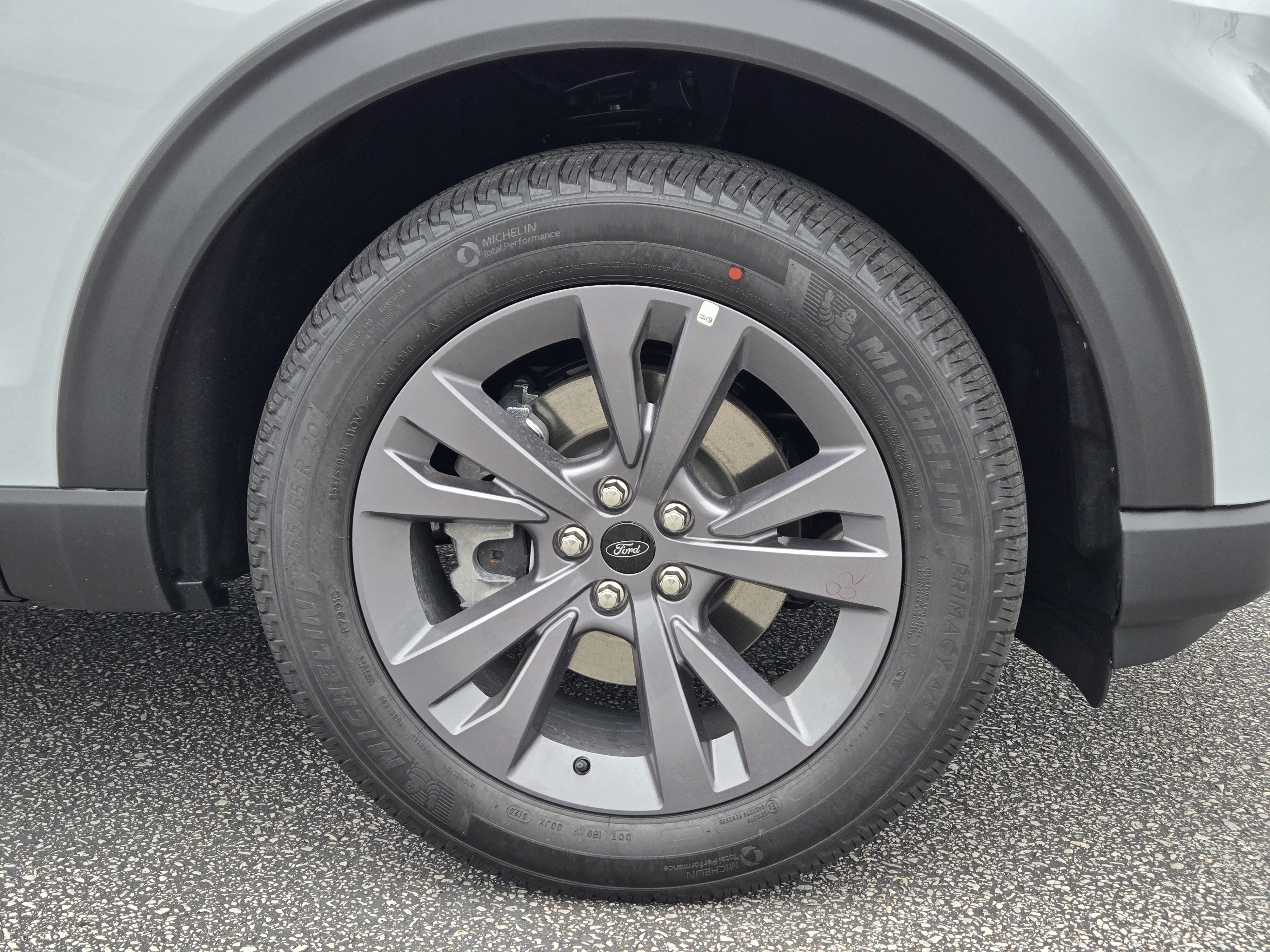New 2026 Ford Explorer Active w/ Active Comfort Package AWD/4WD image 5