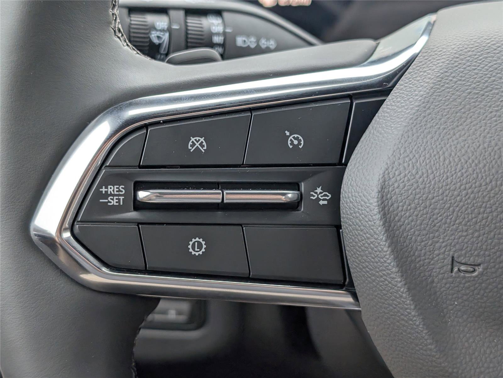 New 2026 Chevrolet Suburban High Country image 24