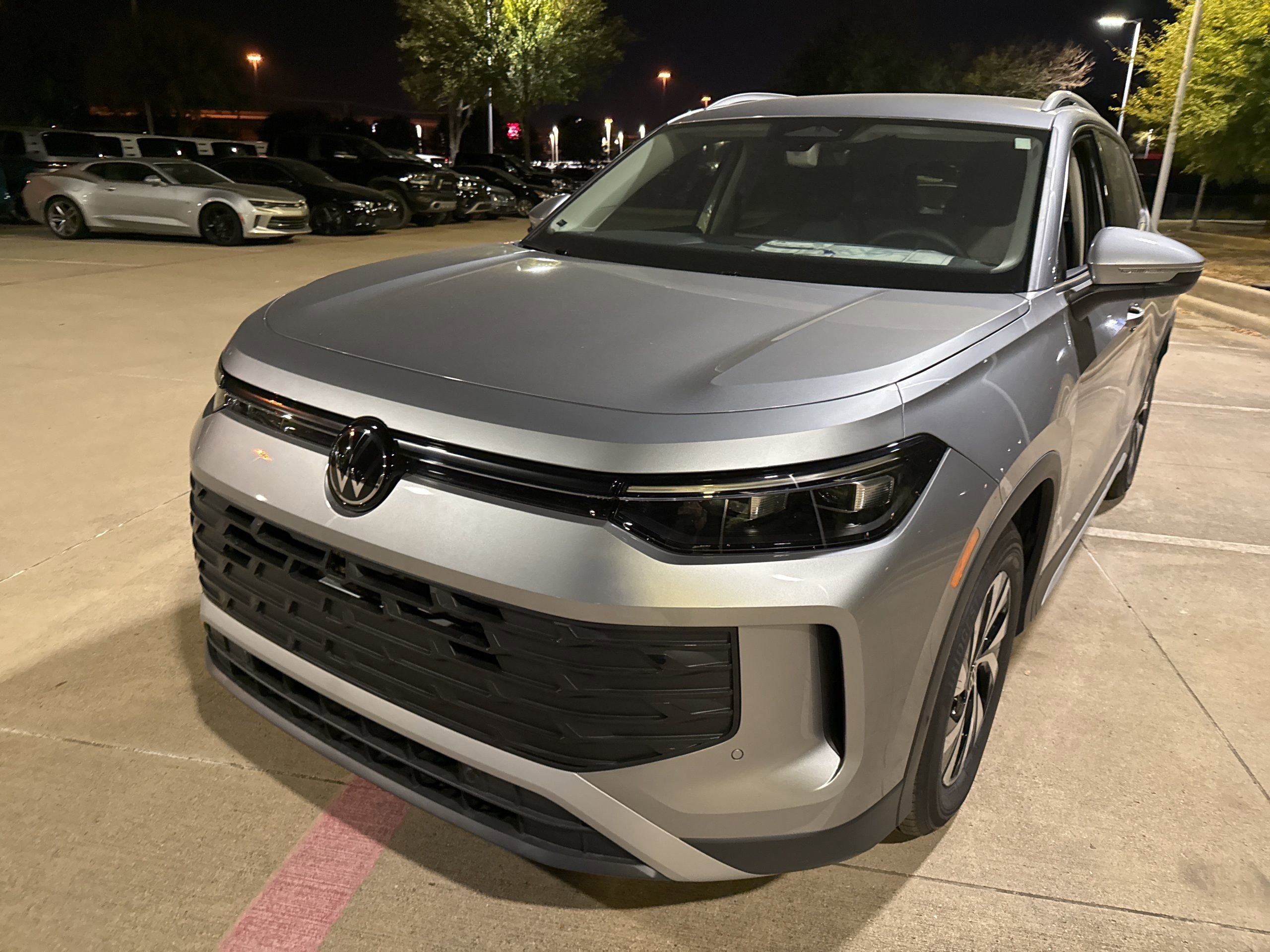 New 2025 Volkswagen Tiguan S FWD image 8