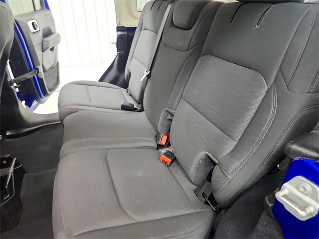 Used 2020 Jeep Wrangler Unlimited Sahara w/ Uconnect 4C Nav & Sound Group image 32