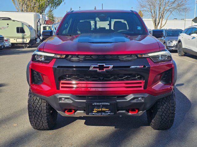 New 2026 Chevrolet Colorado ZR2 w/ Technology Package AWD/4WD image 8
