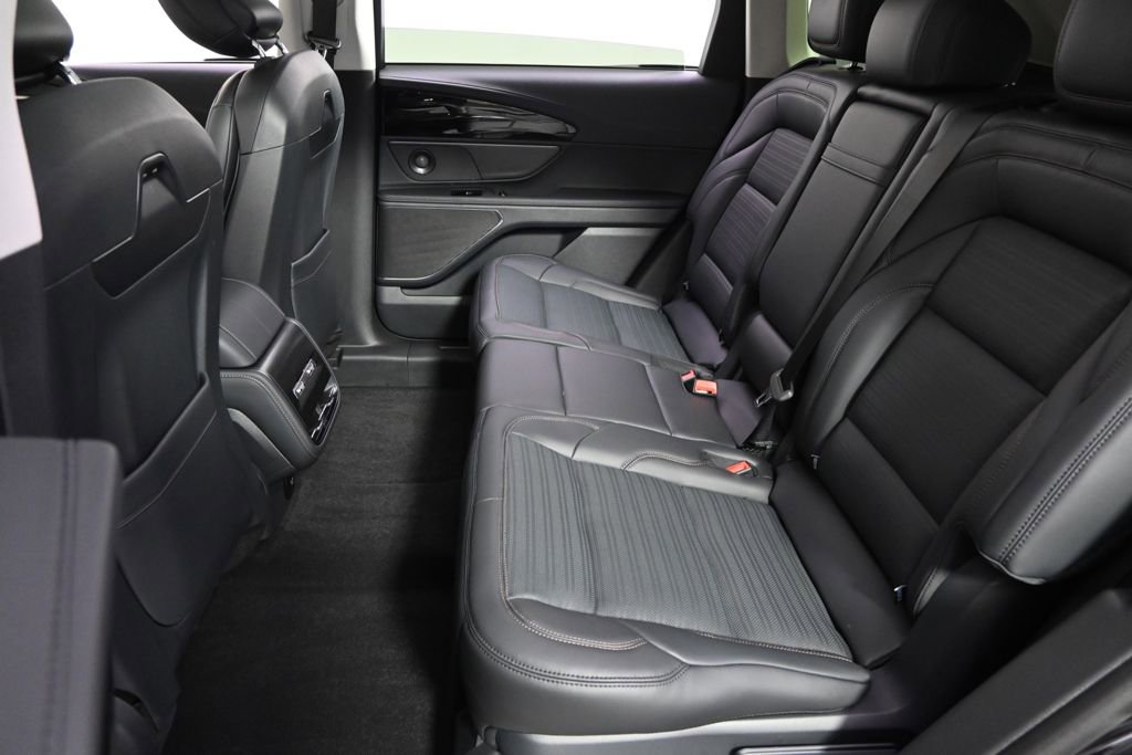 New 2026 Lincoln Nautilus Reserve AWD/4WD image 21