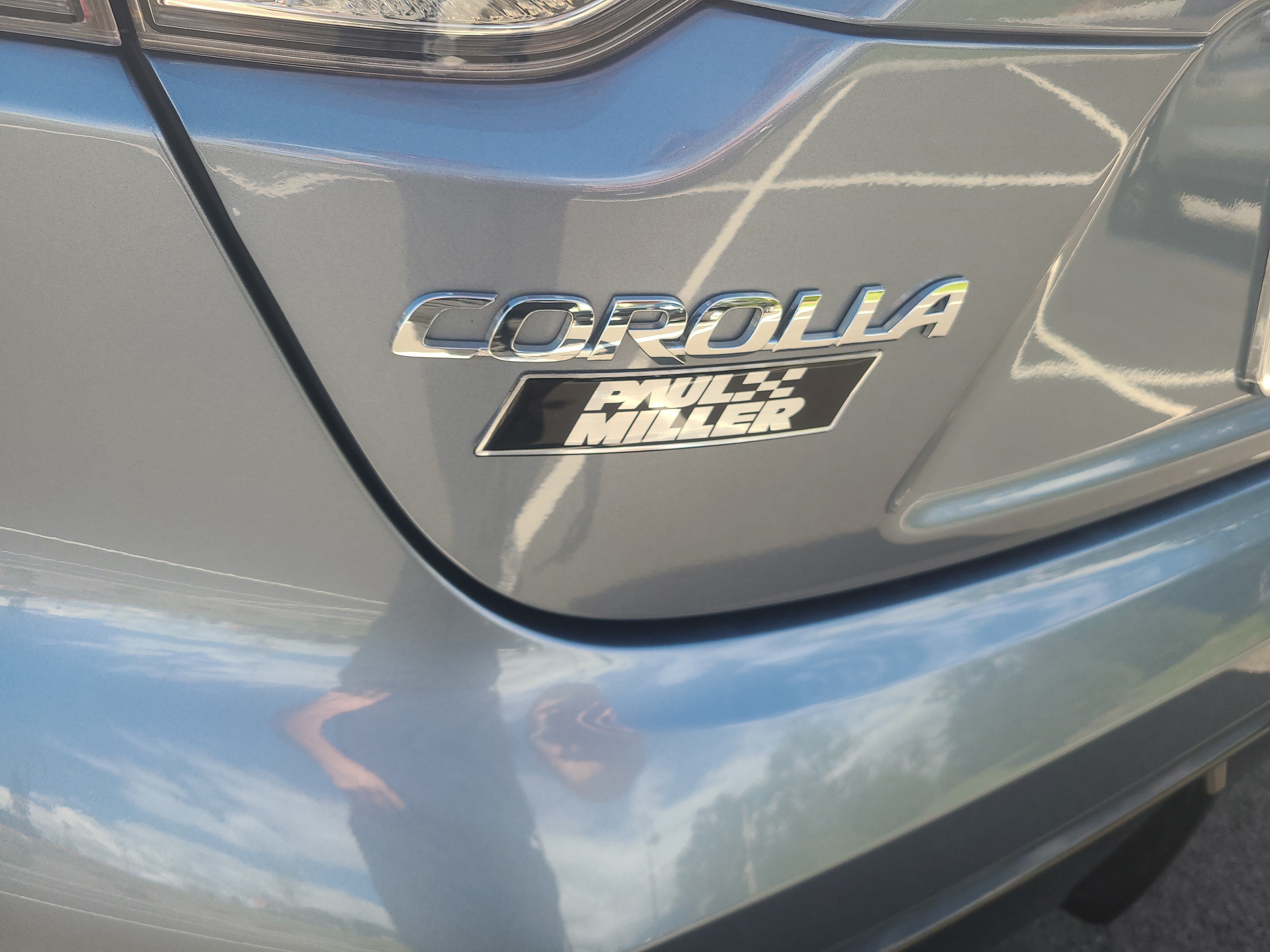 Certified 2025 Toyota Corolla SE FWD image 28