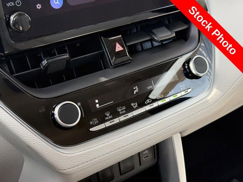 Used 2023 Toyota Corolla Cross L AWD/4WD image 28