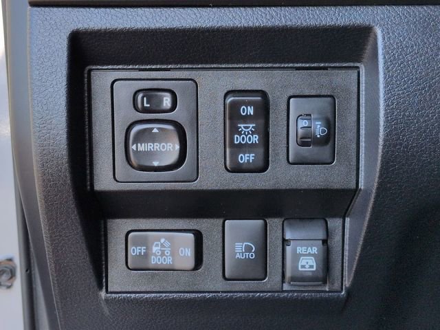 Used 2019 Toyota Tundra SR5 w/ SR5 Upgrade Package image 15