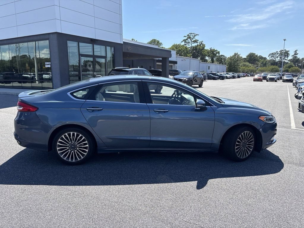 Used 2018 Ford Fusion Titanium FWD image 4