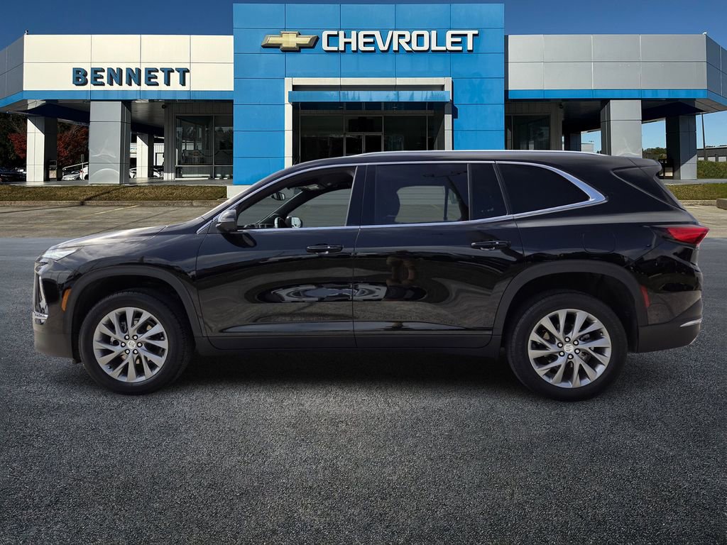 Used 2025 Buick Enclave Preferred FWD image 4
