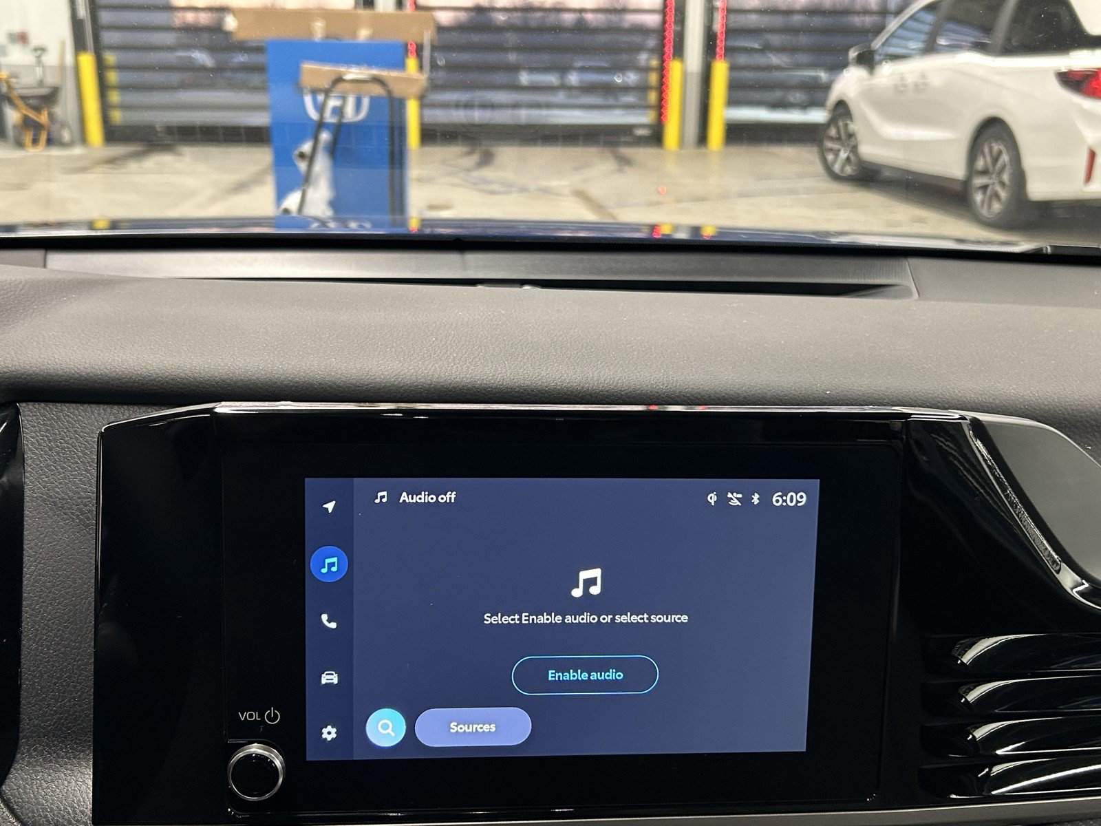 Used 2025 Toyota Camry SE image 22