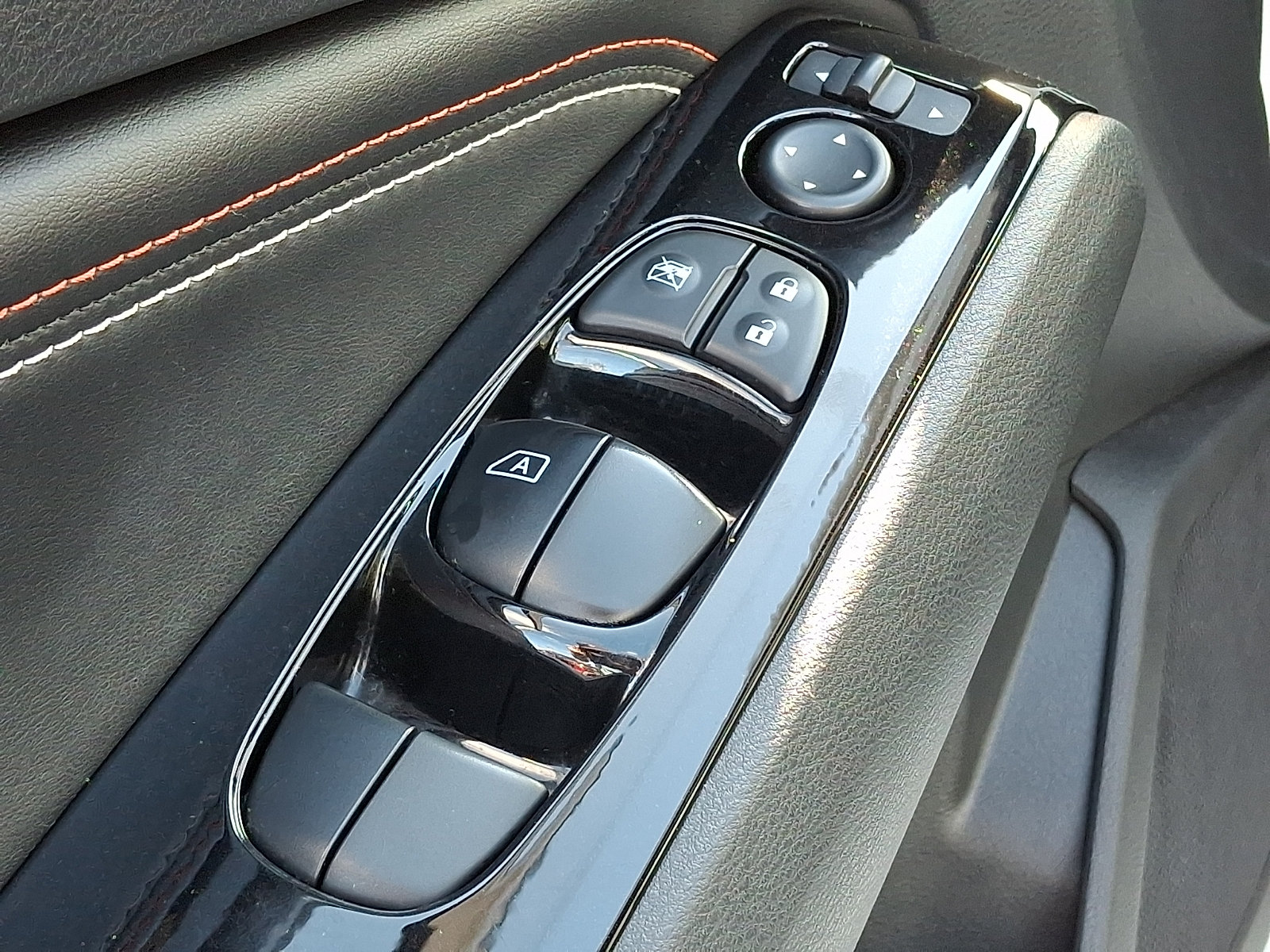 Certified 2023 Nissan Altima 2.0 SR FWD image 24