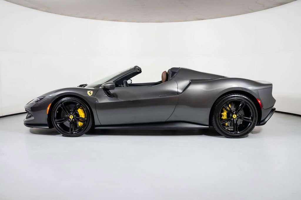 Used 2023 Ferrari 296 GTS Spider image 3