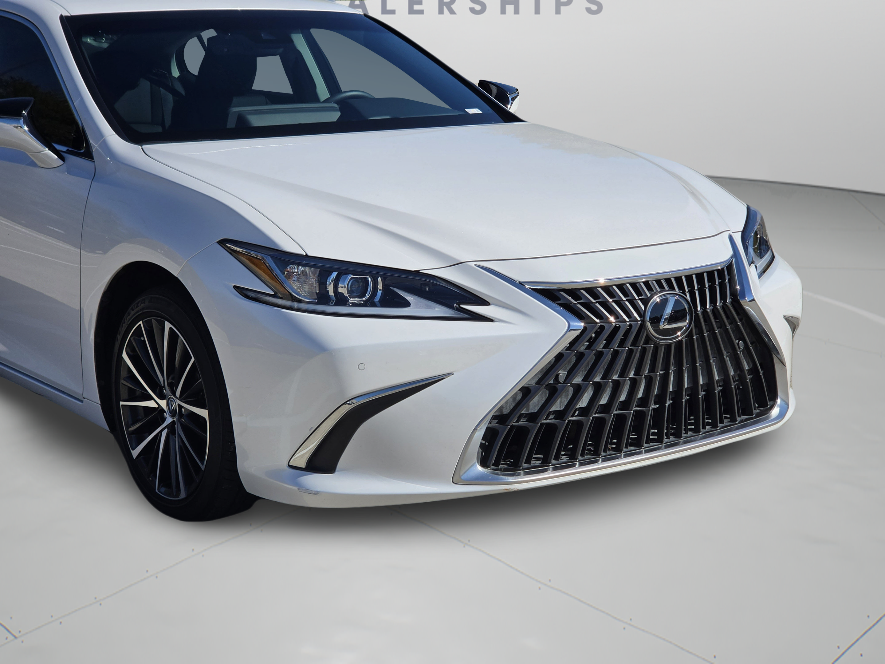 Certified 2024 Lexus ES 350 w/ Premium Package FWD image 40
