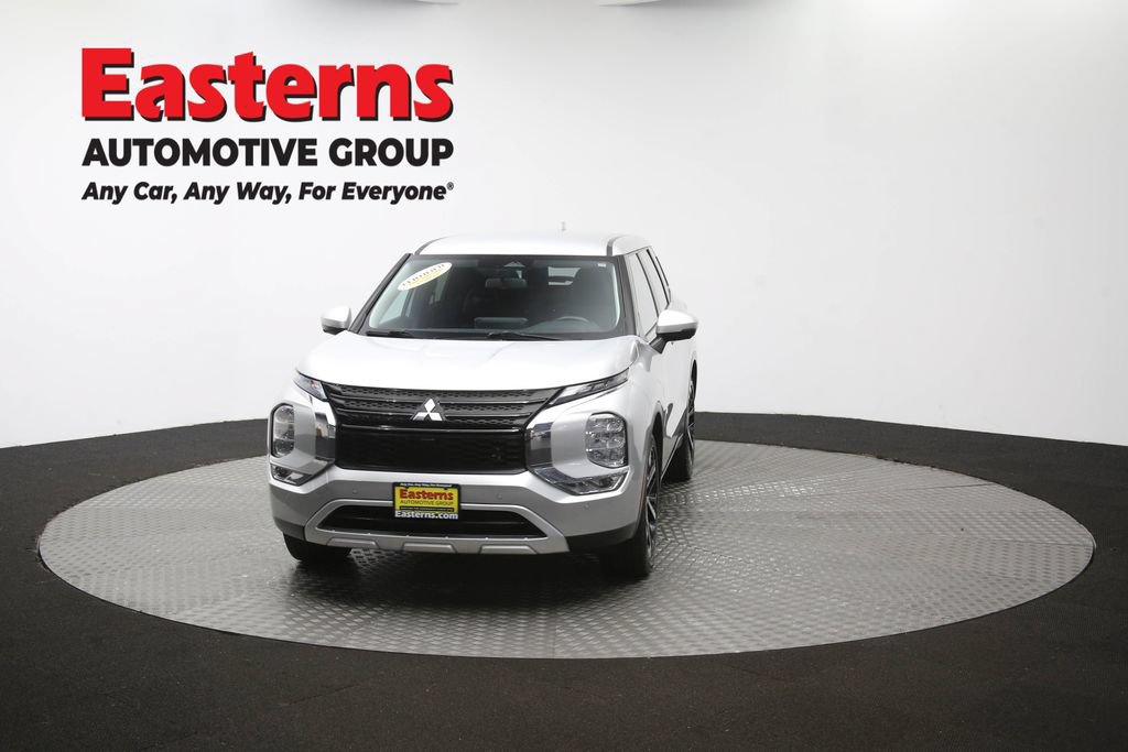 Used 2024 Mitsubishi Outlander SE FWD image 53