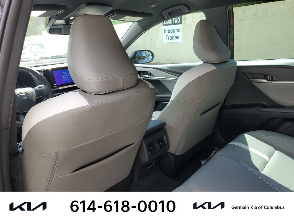 Used 2026 Toyota Camry SE FWD image 20