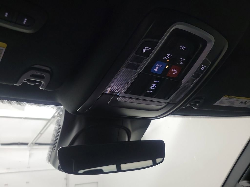 Used 2025 RAM 2500 Laramie image 14