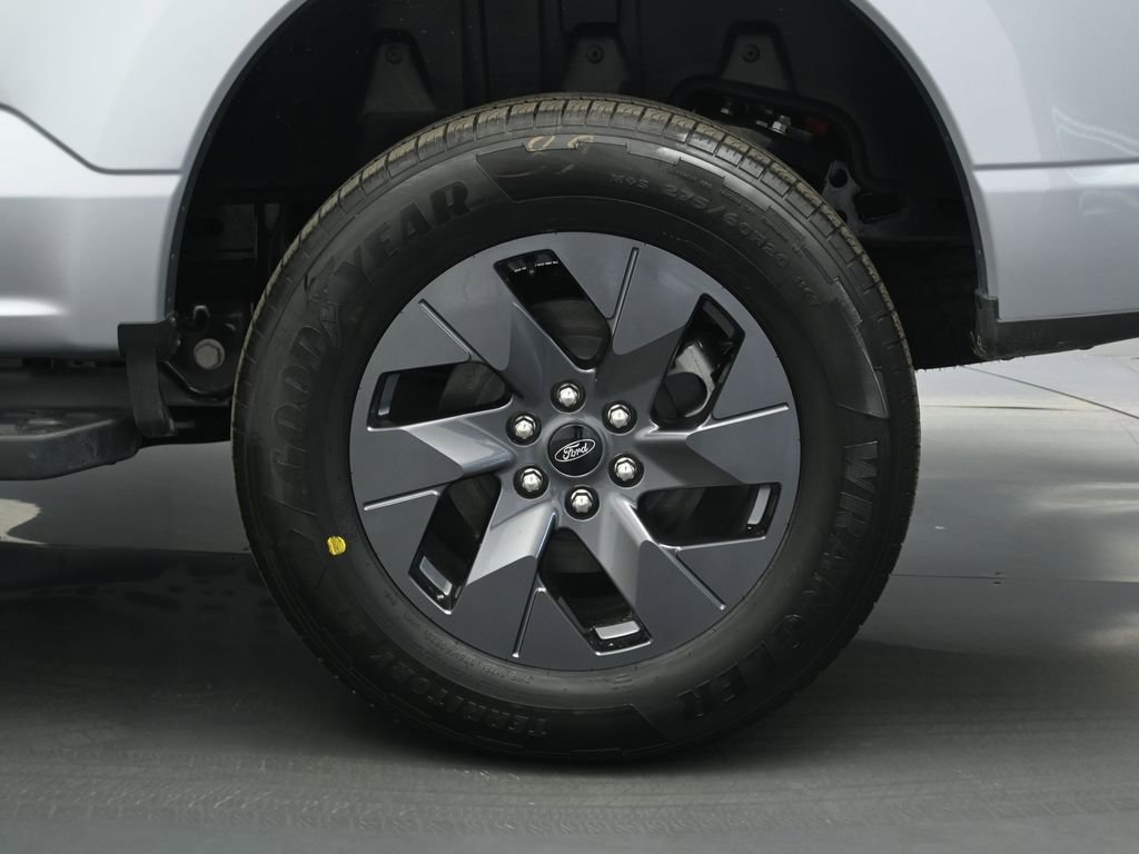 New 2025 Ford F150 Lightning Flash image 22