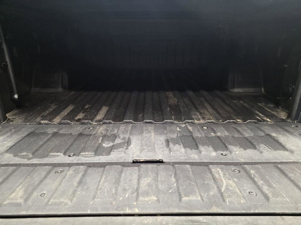 Used 2022 GMC Sierra 1500 SLT w/ SLT Premium Plus Package image 9