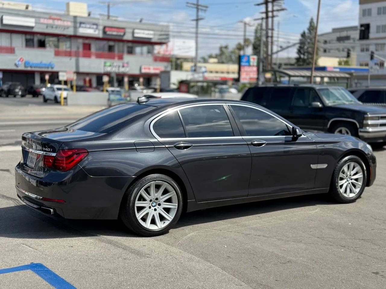 Used 2014 BMW 740i image 15