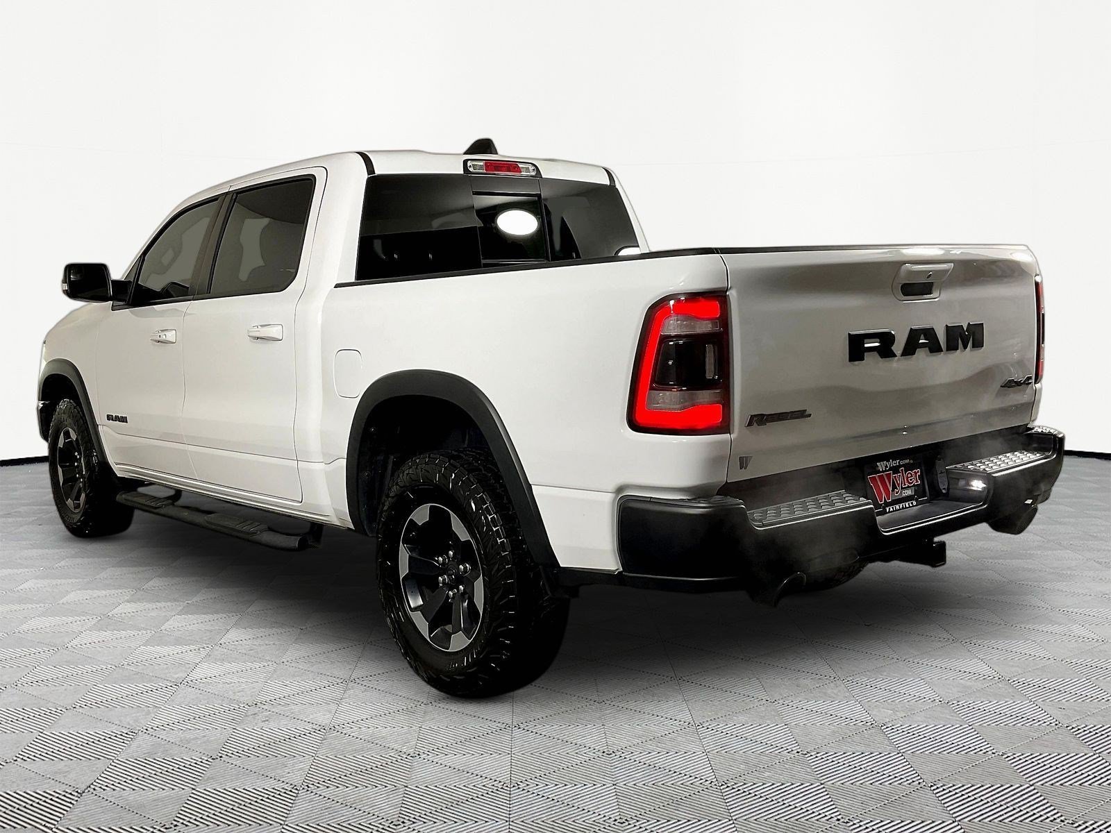 Used 2020 RAM 1500 Rebel w/ Rebel Level 2 Equipment Group AWD/4WD image 4