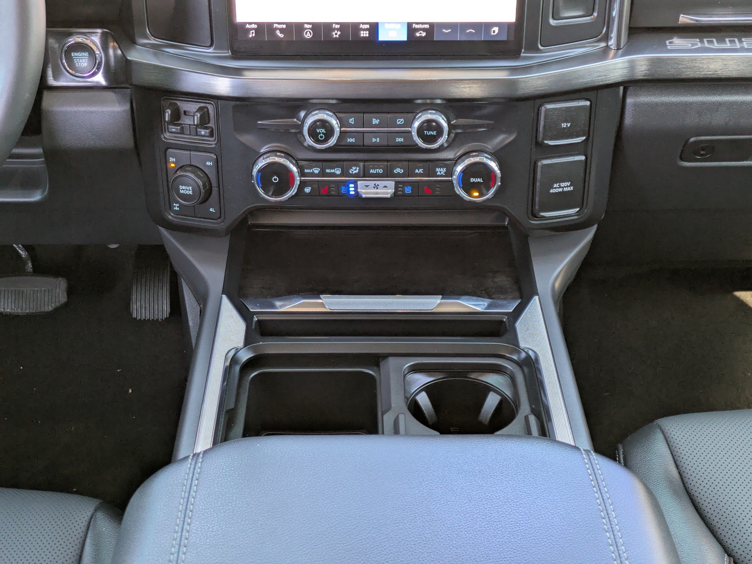 Certified 2024 Ford F250 Lariat w/ Chrome Package AWD/4WD image 19