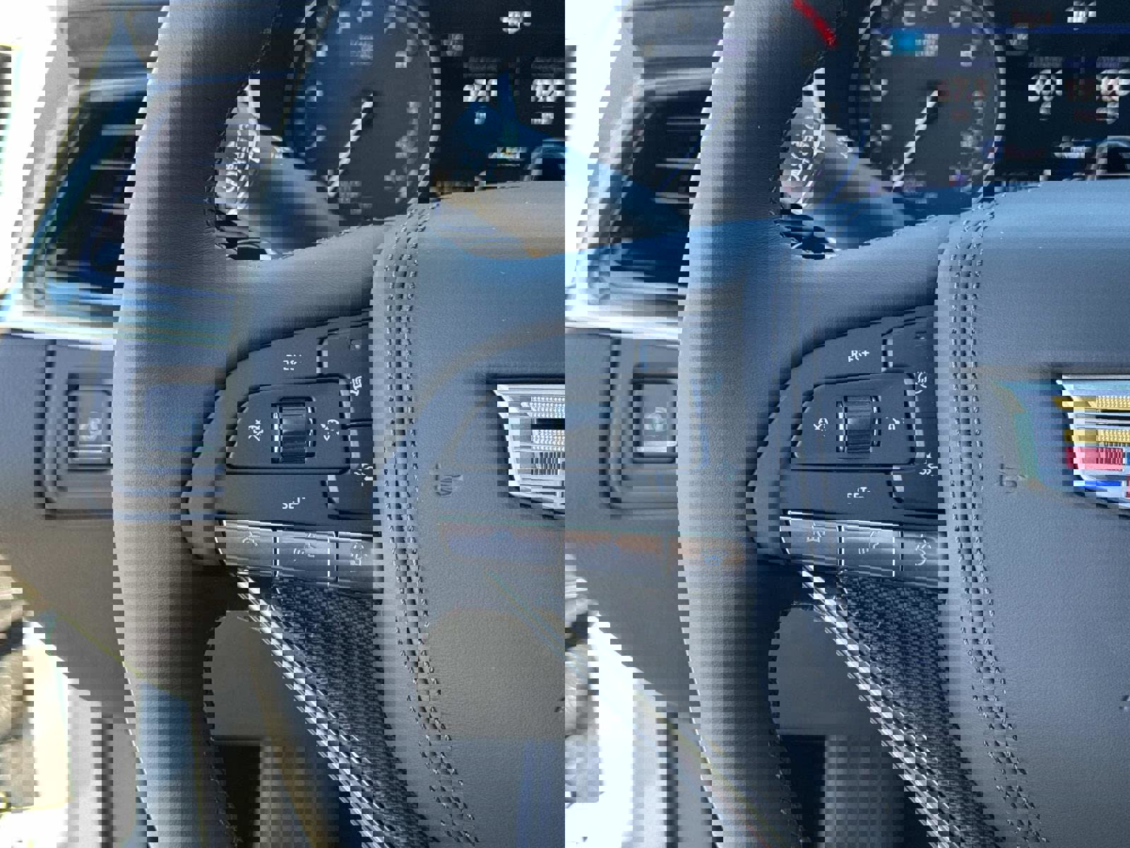 New 2025 Cadillac XT6 Premium Luxury w/ Platinum Package image 13