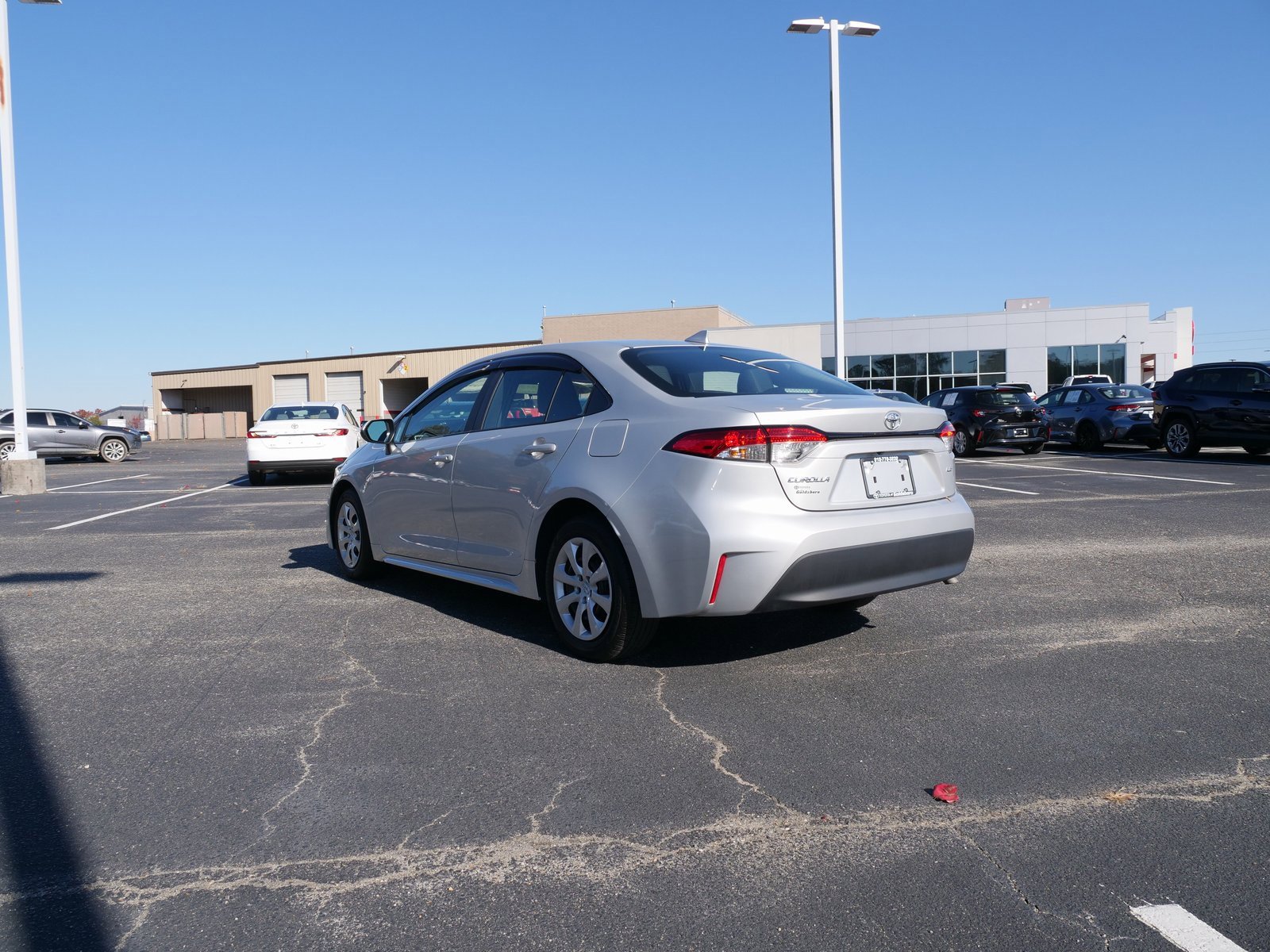 Used 2024 Toyota Corolla LE image 6