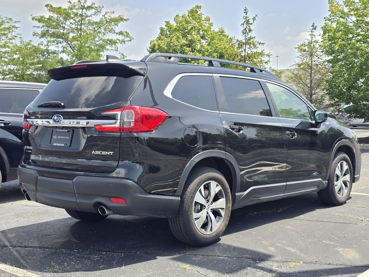 Used 2024 Subaru Ascent Premium w/ Convenience Package AWD/4WD image 7