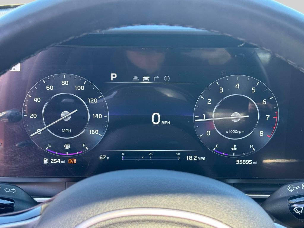 Used 2023 Kia Carnival SX Prestige FWD image 25