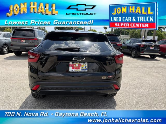 Used 2026 Chevrolet Trax RS FWD image 9