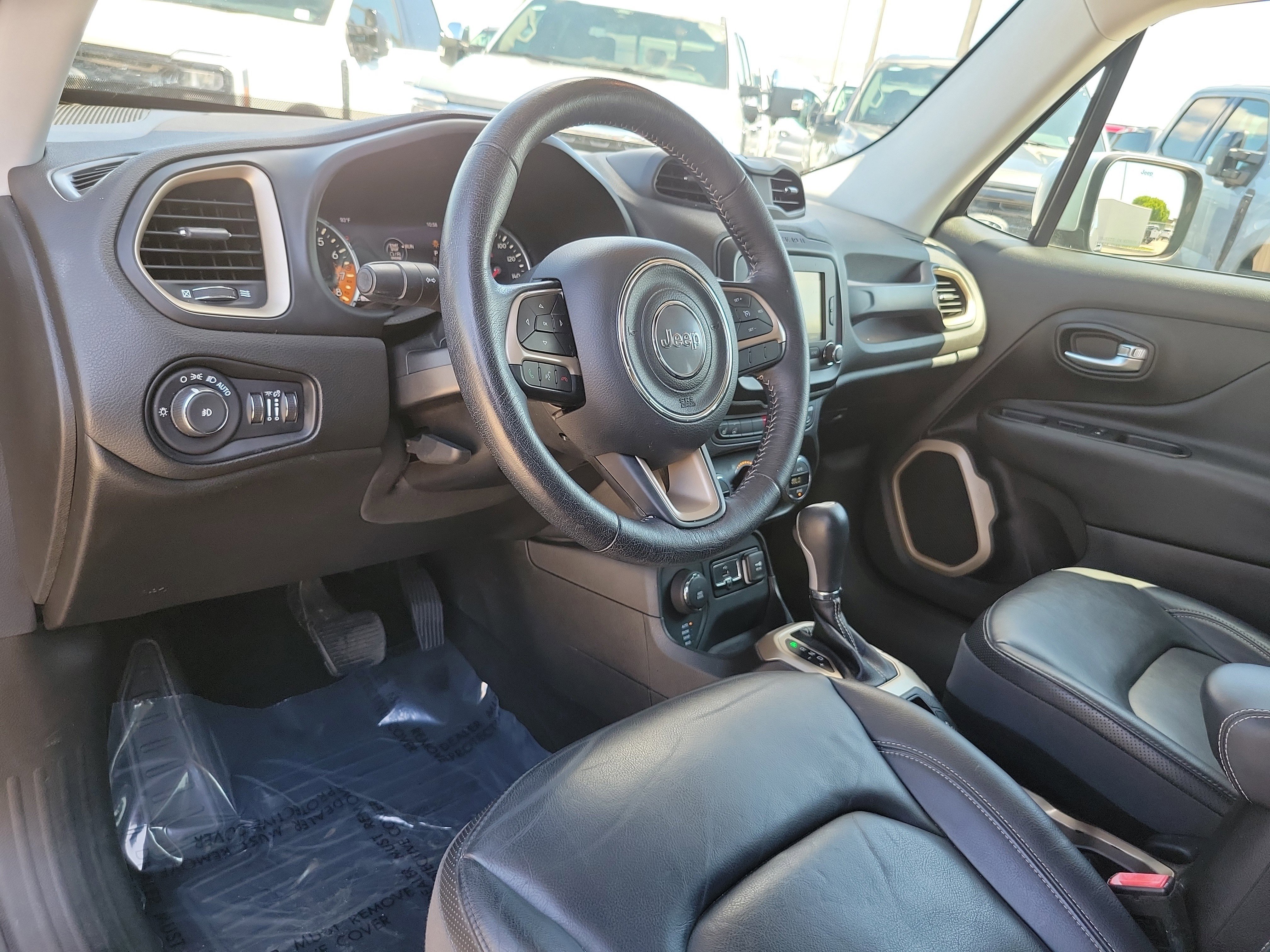 Used 2016 Jeep Renegade Limited AWD/4WD image 9