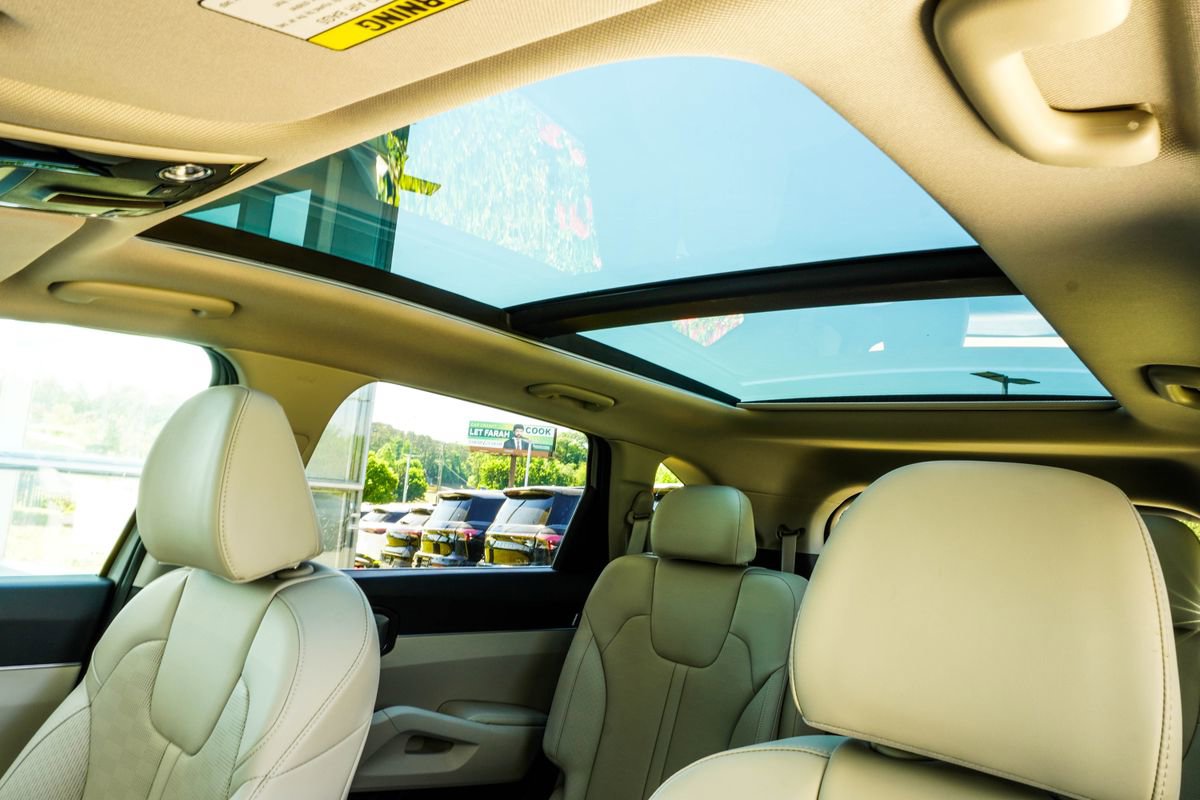 Used 2025 Kia Sorento EX w/ Panoramic Sunroof Package FWD image 40