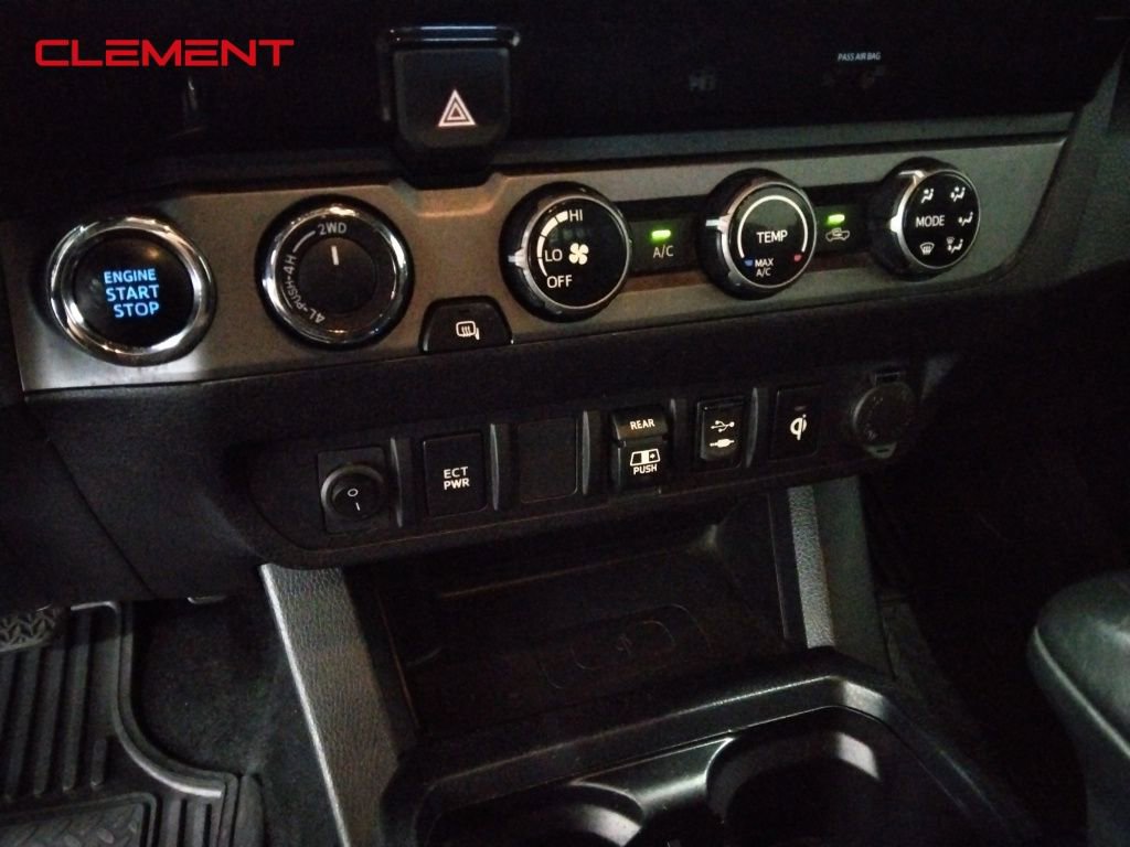 Used 2018 Toyota Tacoma TRD Off-Road image 15