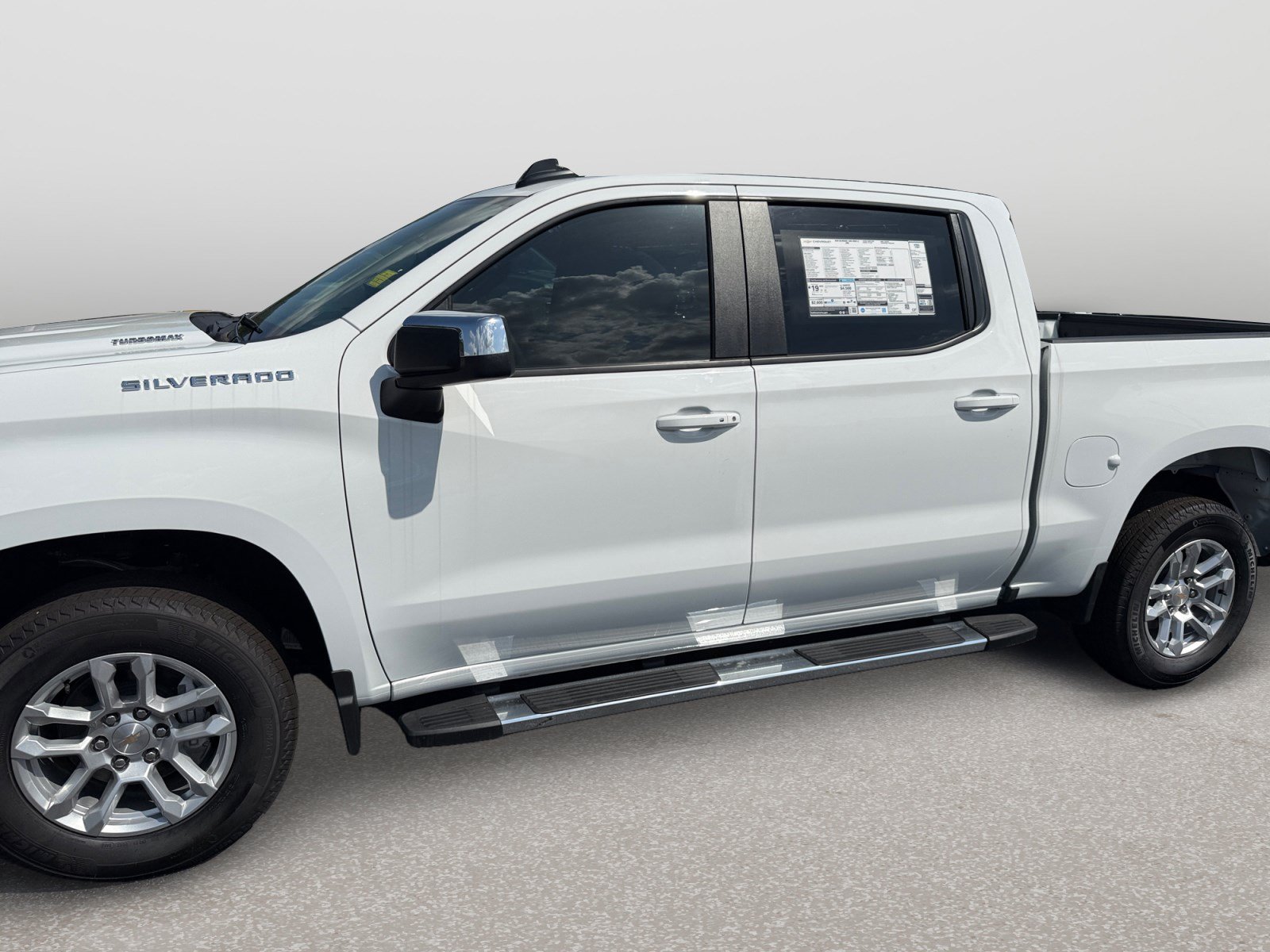 Used 2026 Chevrolet Silverado 1500 LT RWD image 11