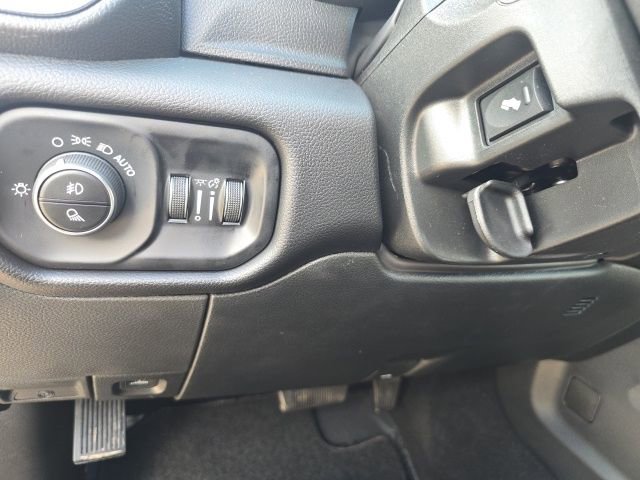 New 2026 RAM 2500 Laramie w/ Sport Appearance Package image 19