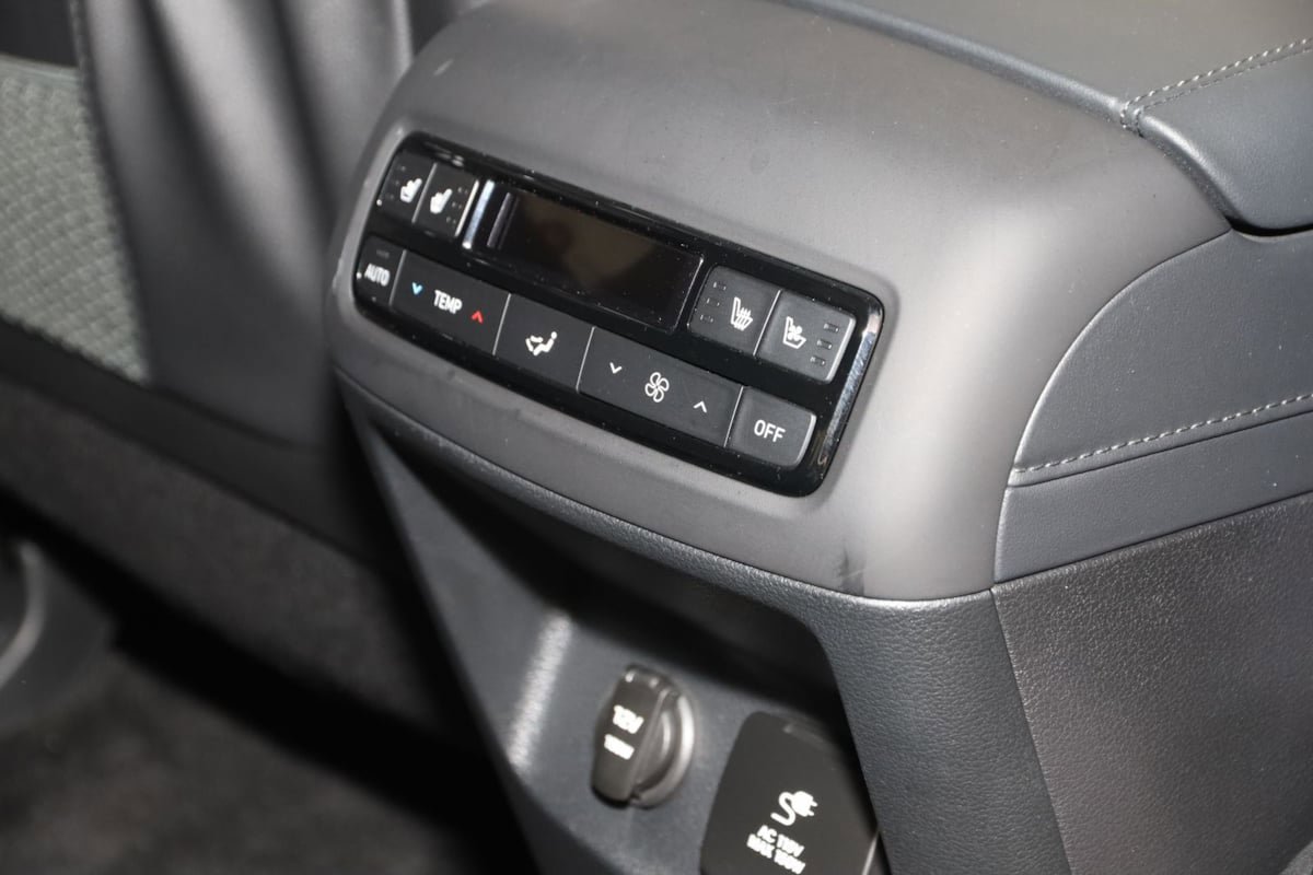 Used 2025 Hyundai Palisade Calligraphy AWD/4WD image 19