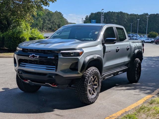 New 2026 Chevrolet Colorado ZR2 w/ Technology Package AWD/4WD image 5