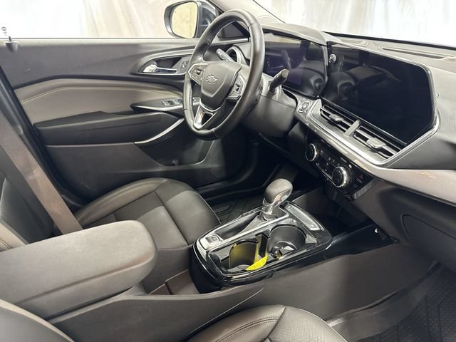 Certified 2025 Chevrolet Trax ACTIV w/ Driver Confidence Package FWD image 26