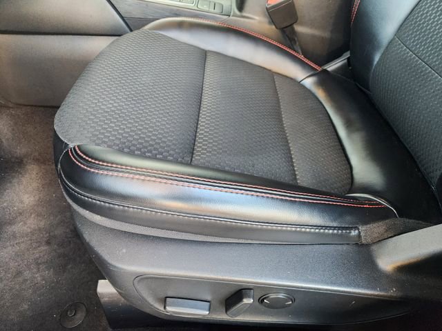 Used 2023 Ford Escape ST-Line image 22