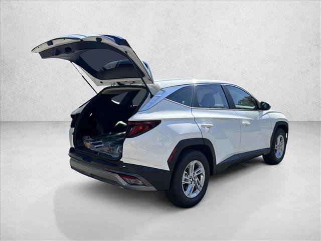 Certified 2026 Hyundai Tucson SE FWD image 2